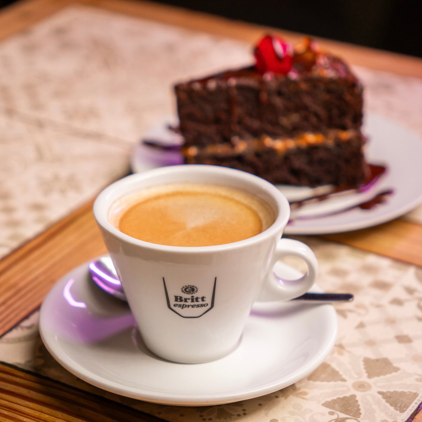 Café Britt gourmet premium en Wild Olive - El mejor café de especialidad en Huacachina Ica Peru